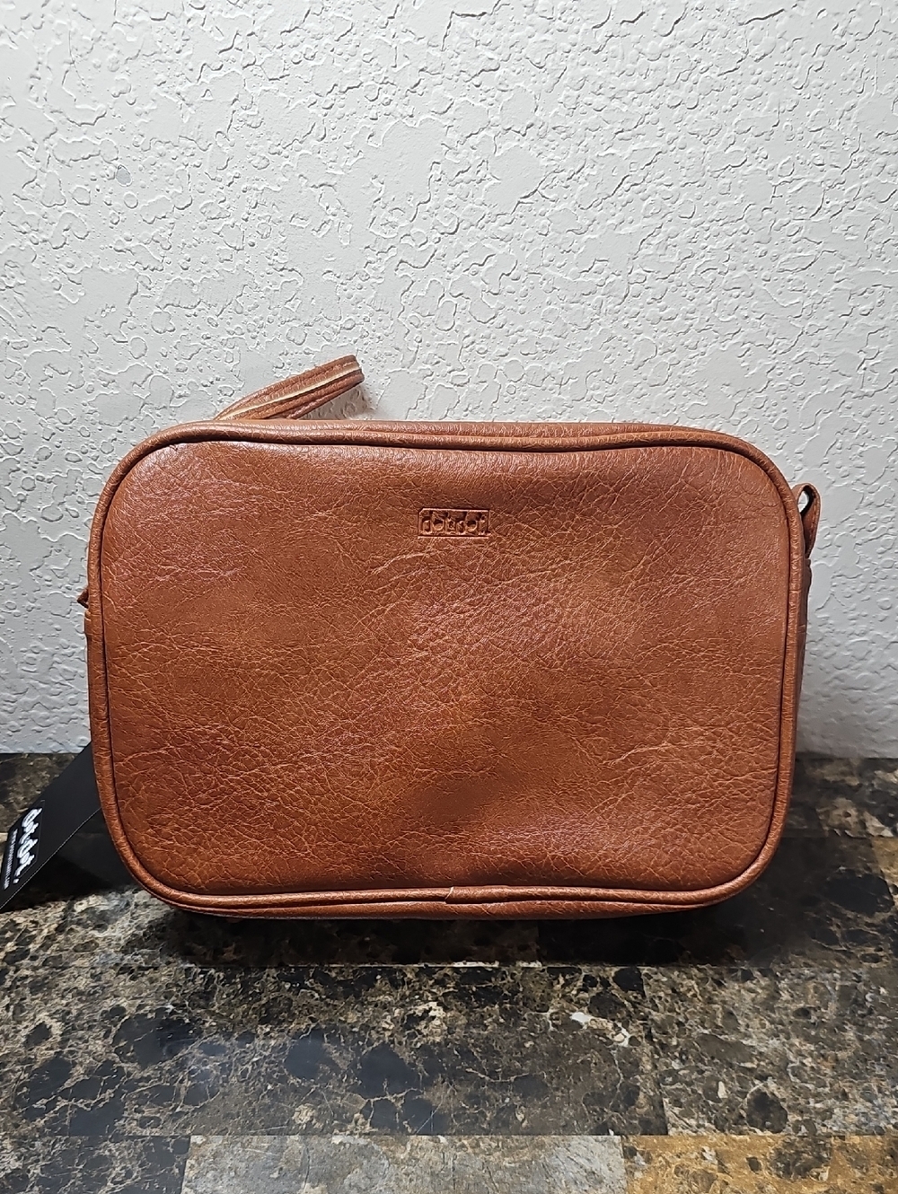 NWT DOT & DOT Men's Tan Vegan  Leather Toiletry Bag 4 Zipper Dopp Kit Travel